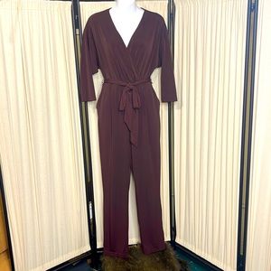 EUC- EXPRESS BROWN STRETCHY HIGH WAISTED JUMPSUIT WITH VNECK SIZE SMALL